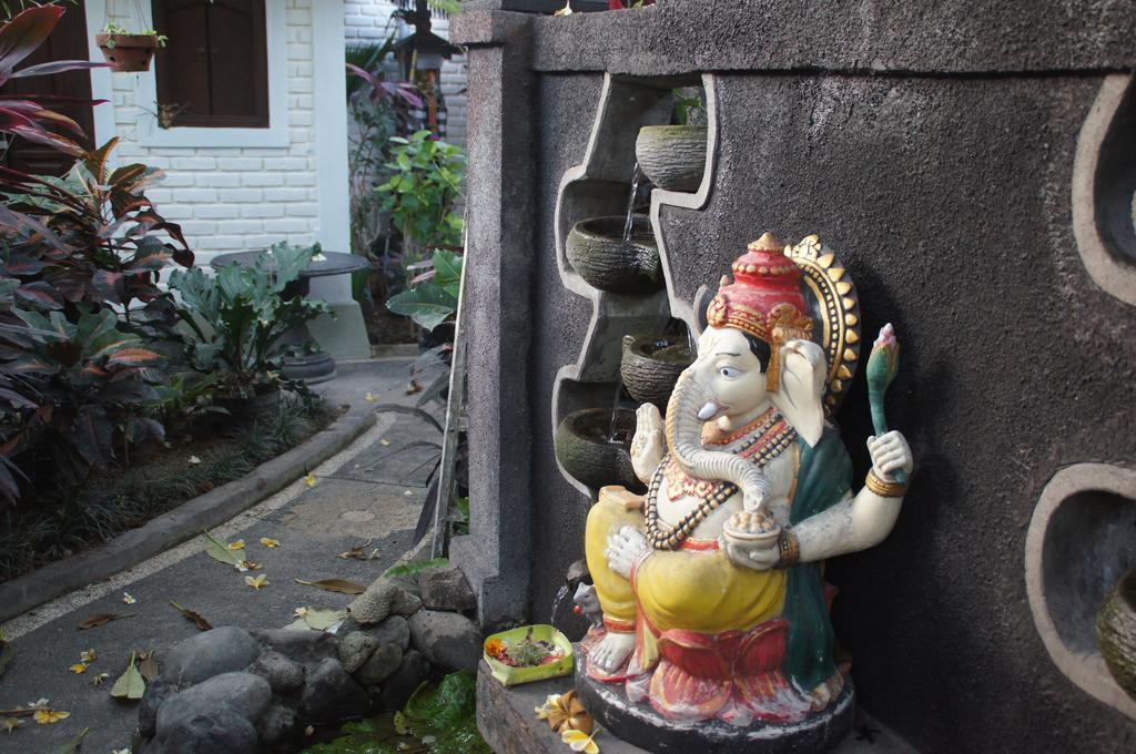 New Danas Canggu Guest House เกอโรโบกัน ภายนอก รูปภาพ