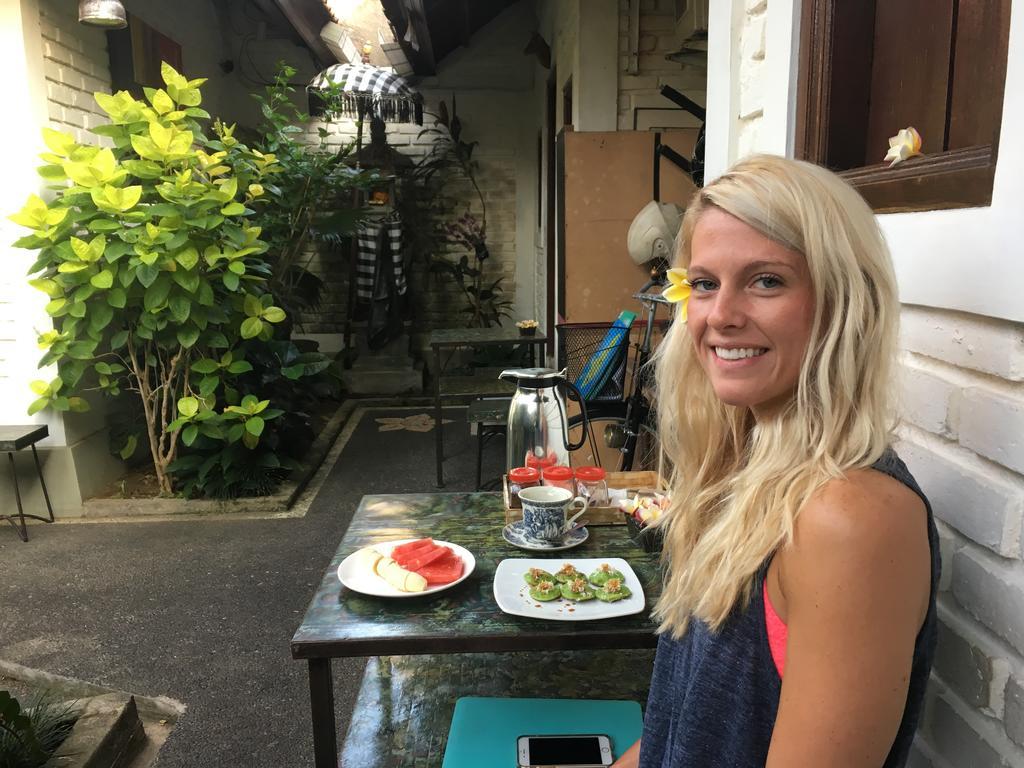 New Danas Canggu Guest House เกอโรโบกัน ภายนอก รูปภาพ